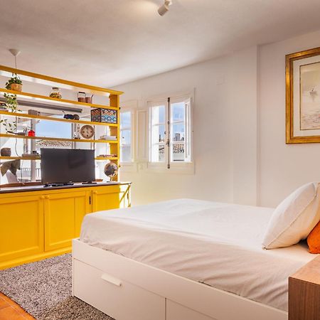 Duquesa Port Studio Apartment - Bright Sunlit Terrace 马尼尔瓦 外观 照片